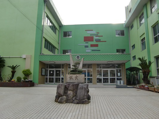 【小学校】湊小学校まで241ｍ
