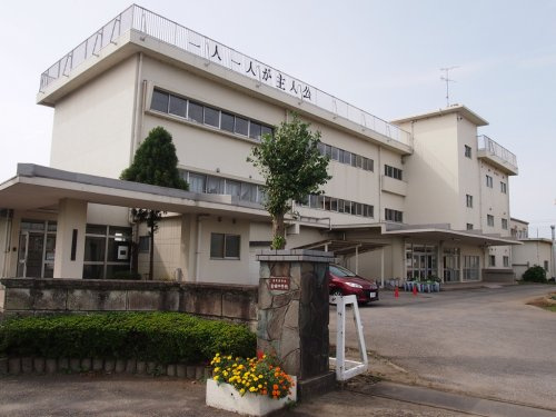 【中学校】木更津市立金田中学校まで1266ｍ