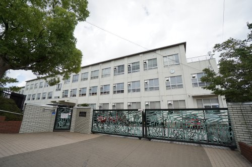 【中学校】名古屋市立御幸山中学校まで1285ｍ