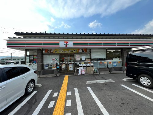 【コンビニエンスストア】セブン-イレブン　神戸新在家南町3丁目店まで756ｍ