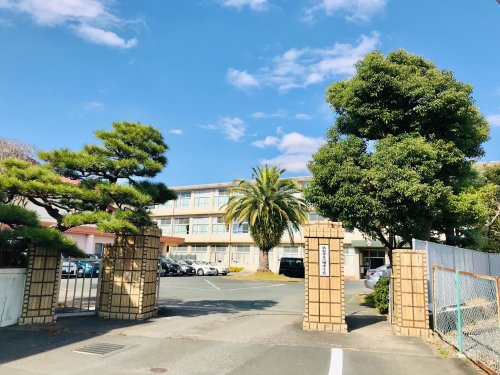 【中学校】浜松市立八幡中学校まで754ｍ