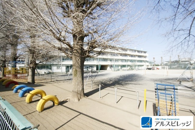 【小学校】富士見市立鶴瀬小学校まで600ｍ