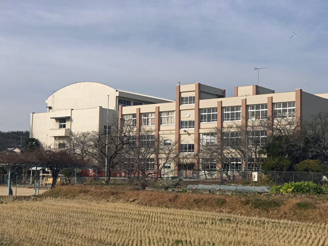 【小学校】神戸市立押部谷小学校まで730ｍ