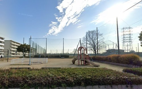 【公園】瓜破新地緑地南公園まで290ｍ