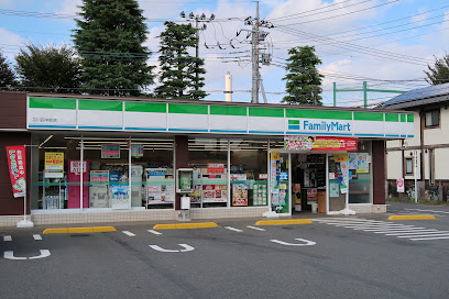 【コンビニエンスストア】ファミリーマート　立川四中前店まで238ｍ