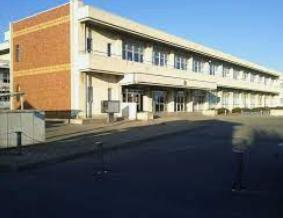 【中学校】大島中学校まで867ｍ