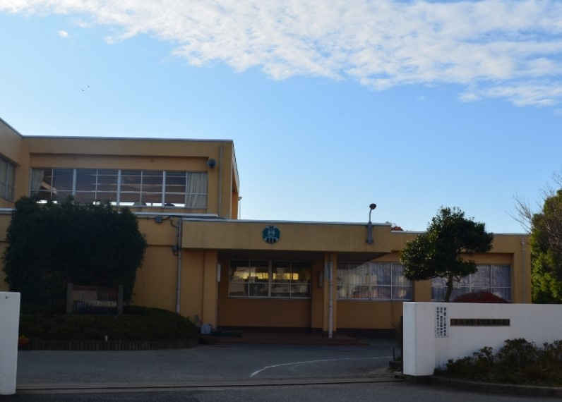 【小学校】市原市立国分寺台小学校まで831ｍ