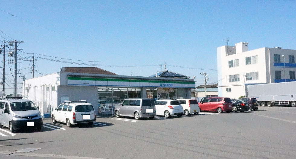 【コンビニエンスストア】ファミリーマート高浜芳川店まで364ｍ