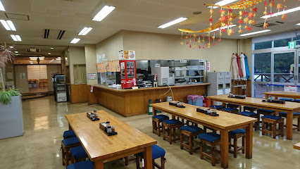【ファミリーレストラン】食堂　あぐり亭まで2684ｍ