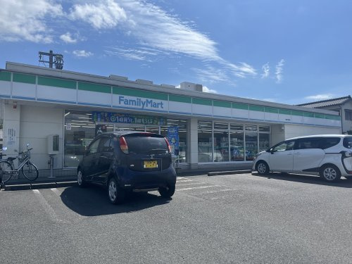 【コンビニエンスストア】ファミリーマート姶良池島店まで502ｍ