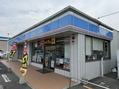 【コンビニエンスストア】ローソン　千曲桜堂店まで807ｍ