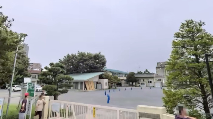 【小学校】柏市立旭東小学校まで643ｍ