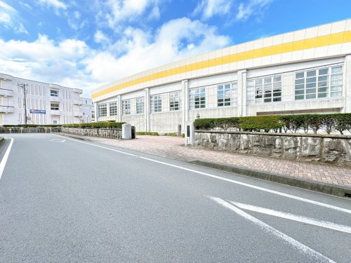 【中学校】御殿場市立御殿場中学校まで640ｍ