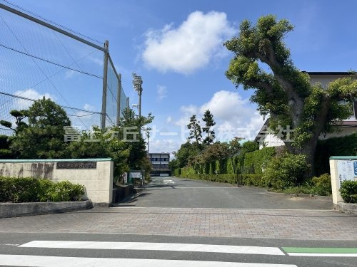 【中学校】新津中学校まで2109ｍ