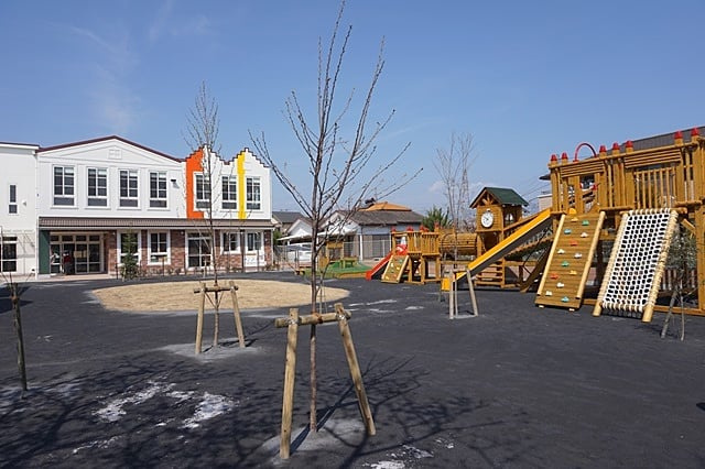 【幼稚園】平塚めぐみこども園まで385ｍ