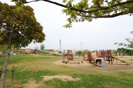 【公園】昆陽南公園まで915ｍ