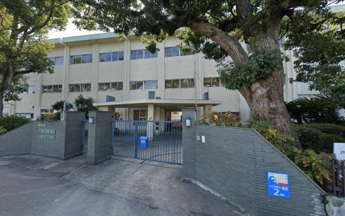 【小学校】海南市立日方小学校まで695ｍ