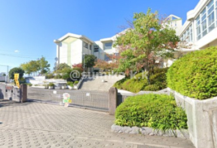 【小学校】和歌山市立有功東小学校まで661ｍ