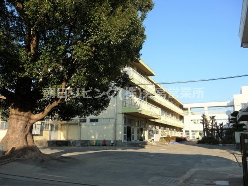 【小学校】桶川市立桶川西小学校まで1051ｍ