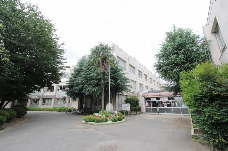 【小学校】新座市立第四小学校まで1820ｍ