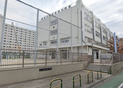 【小学校】東砂小学校まで495ｍ