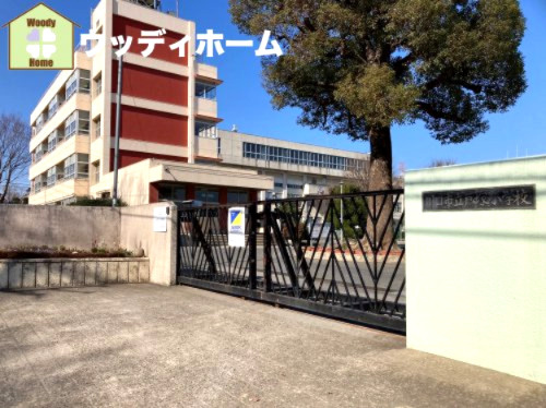 【小学校】川口市立戸塚小学校まで550ｍ