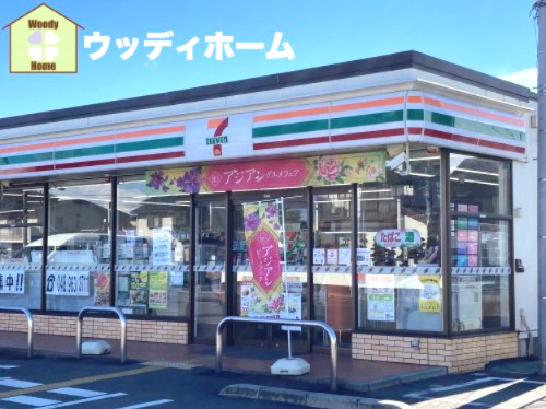 【コンビニエンスストア】セブンイレブン　越谷七左町7丁目店まで744ｍ