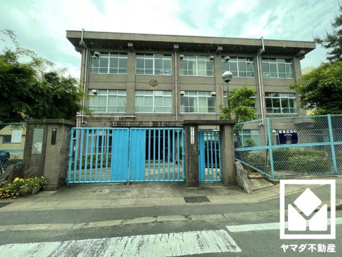 【小学校】京都市立桃山小学校まで520ｍ