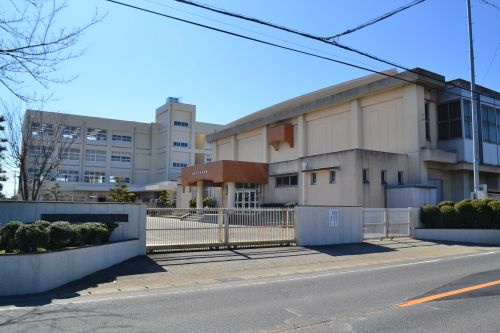 【中学校】西部中学校まで679ｍ