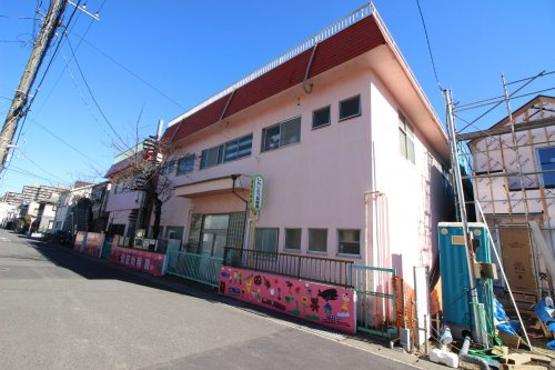 【幼稚園】信証幼稚園まで562ｍ