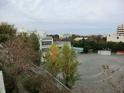 【小学校】横浜市立中尾小学校まで933ｍ