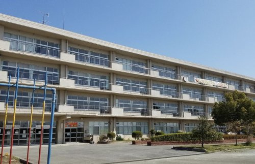 【小学校】深谷市立　上柴東小学校まで1160ｍ