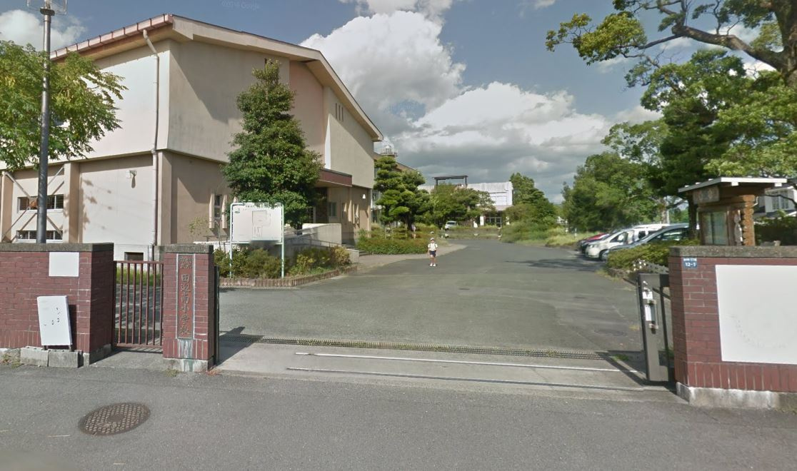 【小学校】熊本市立田迎南小学校まで292ｍ