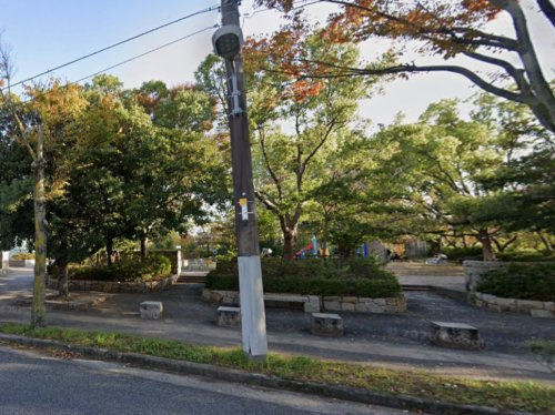 【公園】下の池公園まで868ｍ