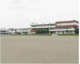 【中学校】壬生町立南犬飼中学校まで1313ｍ