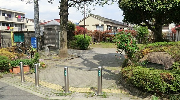 【公園】ゆりの木公園まで613ｍ
