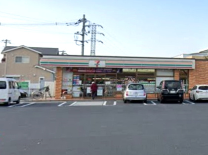 【コンビニエンスストア】セブンイレブン鴻巣市役所前店まで611ｍ