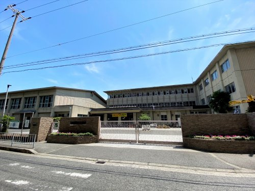 【中学校】岸和田市立野村中学校まで180ｍ