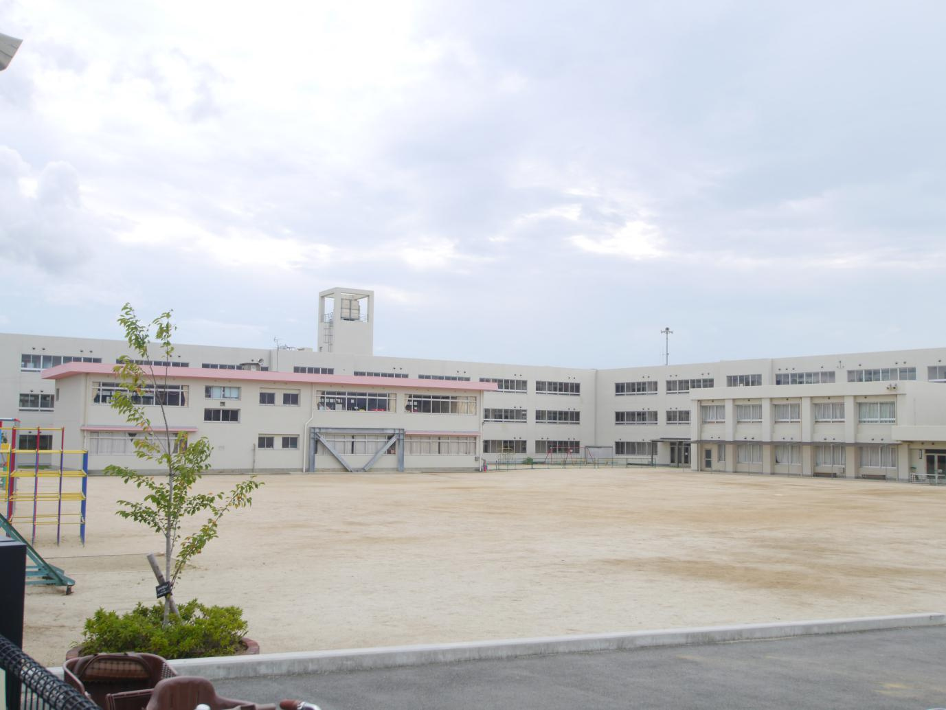 【小学校】岸和田市立朝陽小学校まで900ｍ