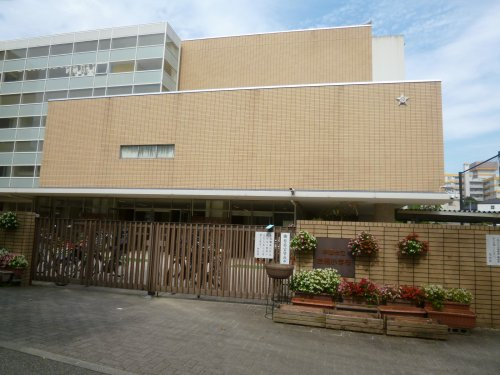 【小学校】芦屋市立岩園小学校まで665ｍ