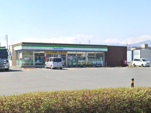 【コンビニエンスストア】ファミリーマート愛川中津店まで468ｍ