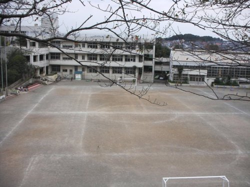 【小学校】座間市立中原小学校まで531ｍ