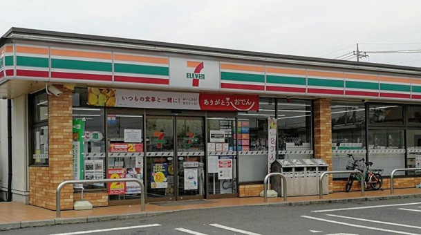 【コンビニエンスストア】セブンイレブン　新柏4丁目店まで419ｍ