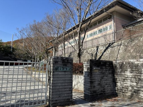 【中学校】京都市立　大枝中学校まで946ｍ
