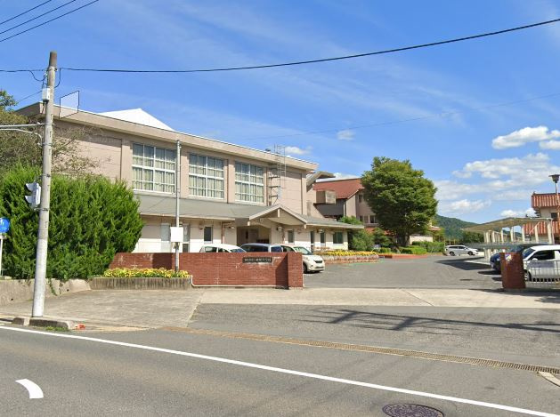 【中学校】東広島市立磯松中学校まで2858ｍ