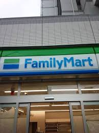【コンビニエンスストア】ファミリーマート　北砂六丁目店まで183ｍ