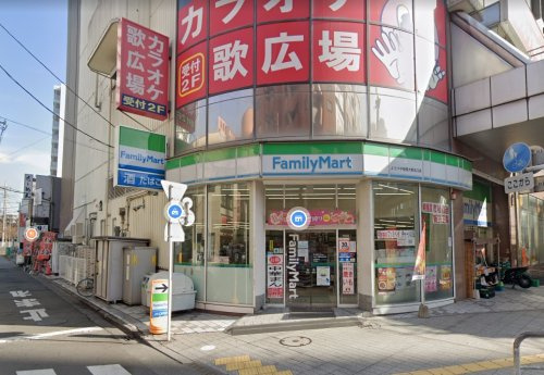 【コンビニエンスストア】ファミリーマート　よろづや相模大野北口店まで600ｍ