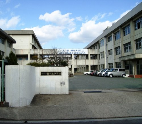 【中学校】明石市立野々池中学校まで1439ｍ