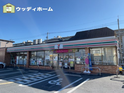 【コンビニエンスストア】セブンイレブン　越谷平方南町店まで647ｍ