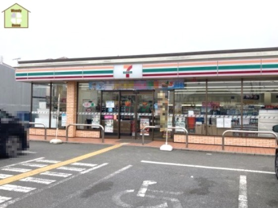 【コンビニエンスストア】セブンイレブン　草加谷塚バイパス店まで1640ｍ